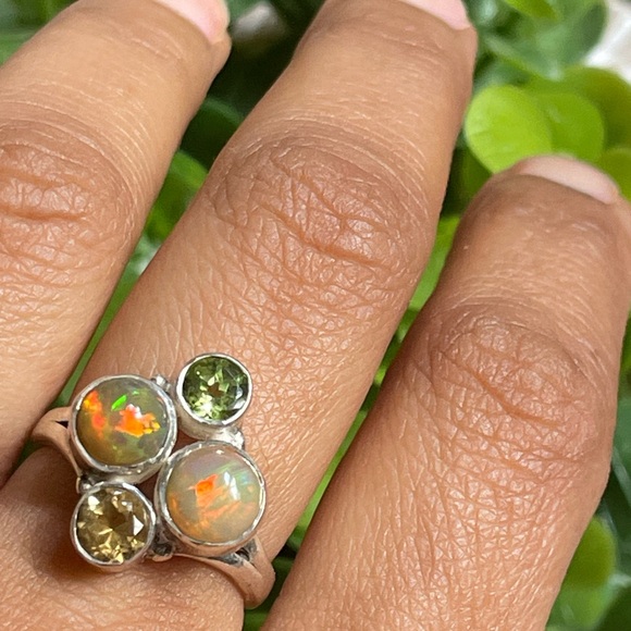 Fire Opal Ring with multi Natural gemstones US 9 splash of colors!! - Picture 4 of 8
